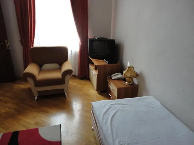 King Palace Hotel Baku 3*,